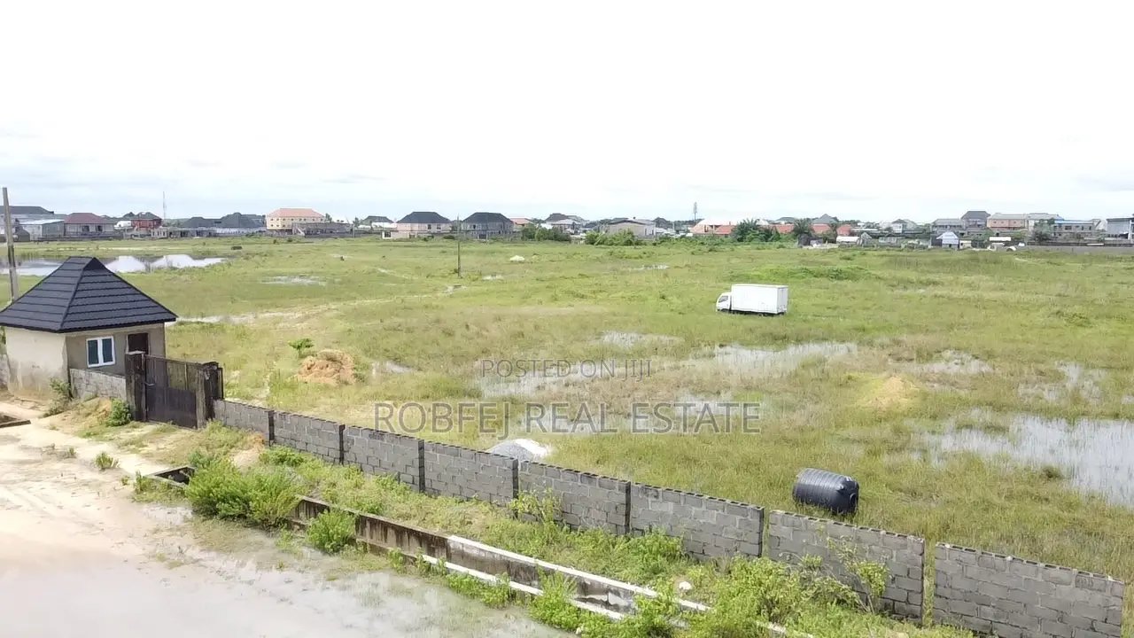 Super Commercial Plots
