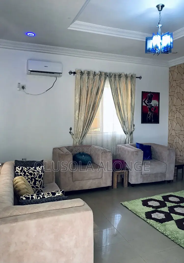 Executively Furnished 2bedroom Apartment+ Starlink Internet