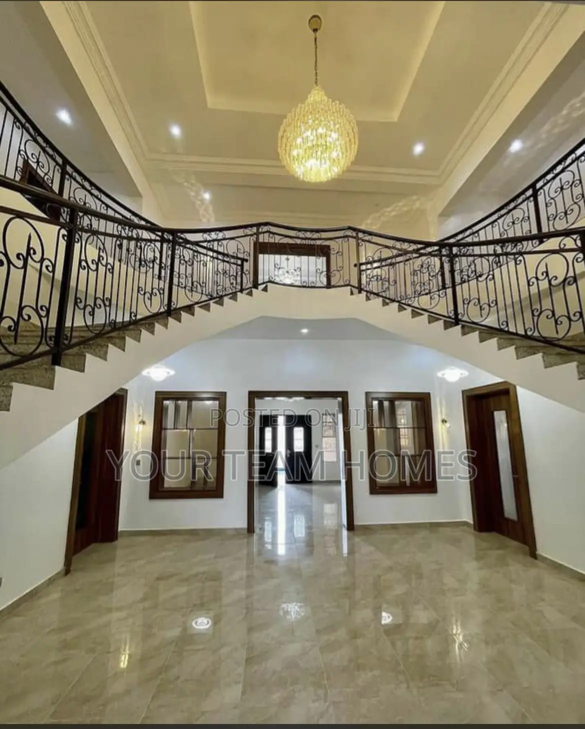 7bdrm Mansion in Maitama for sale