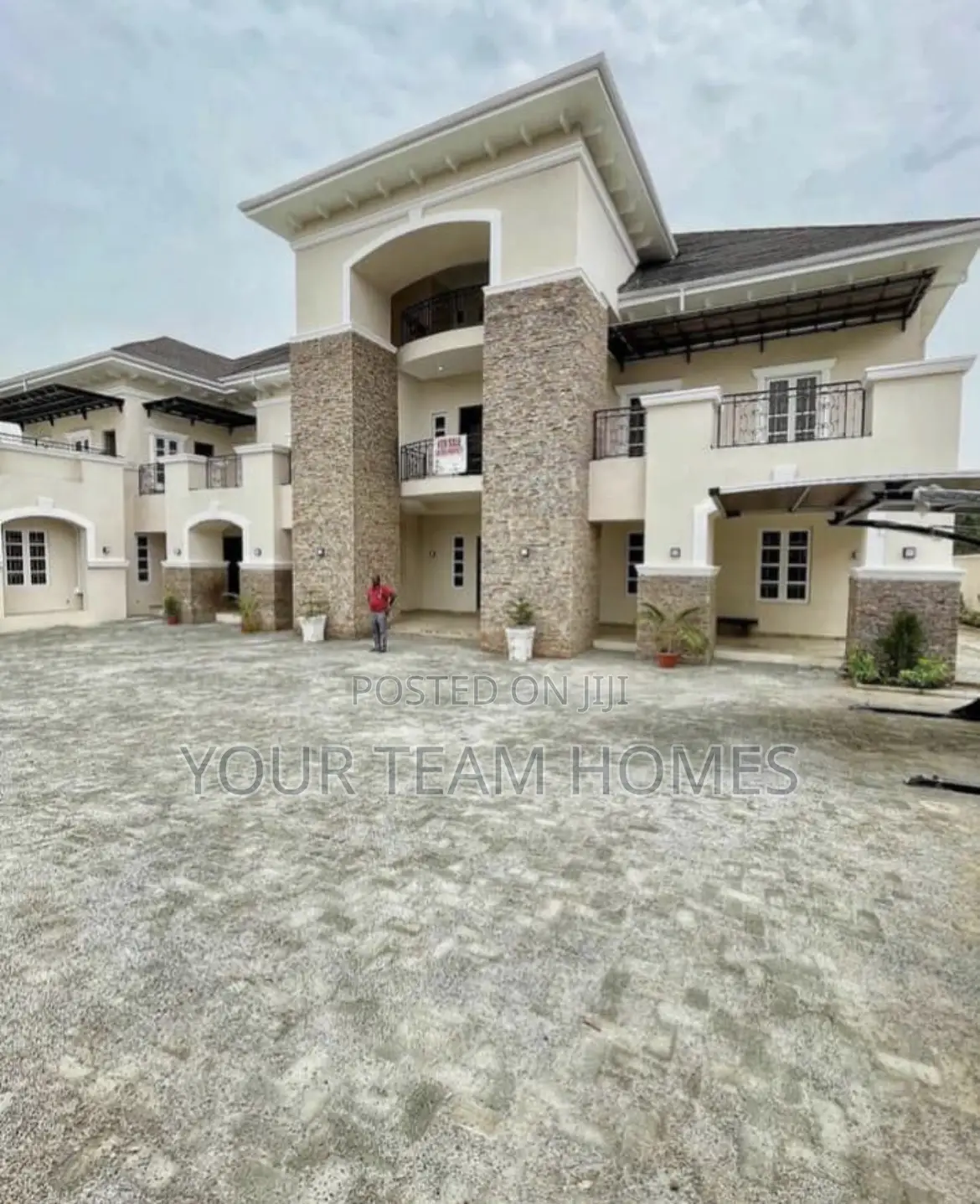 7bdrm Mansion in Maitama for sale