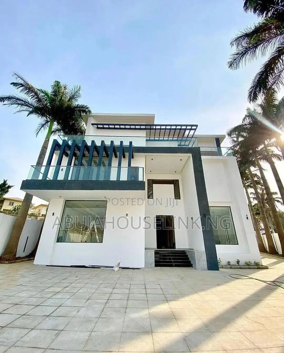 7bdrm Mansion in Maitama Main Abuja for sale