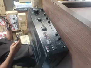 Good Quality TITANIC Bluetooth Table Amplifier