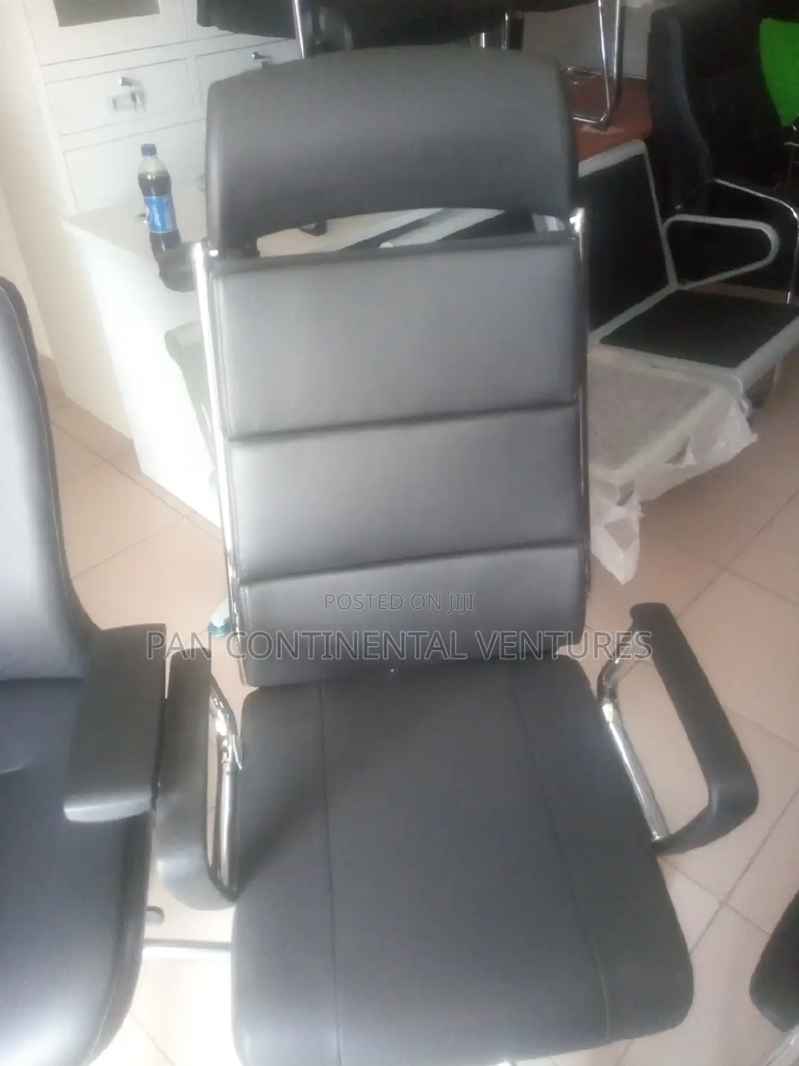 Durable Office Leathr Chair With Dual Adjustment