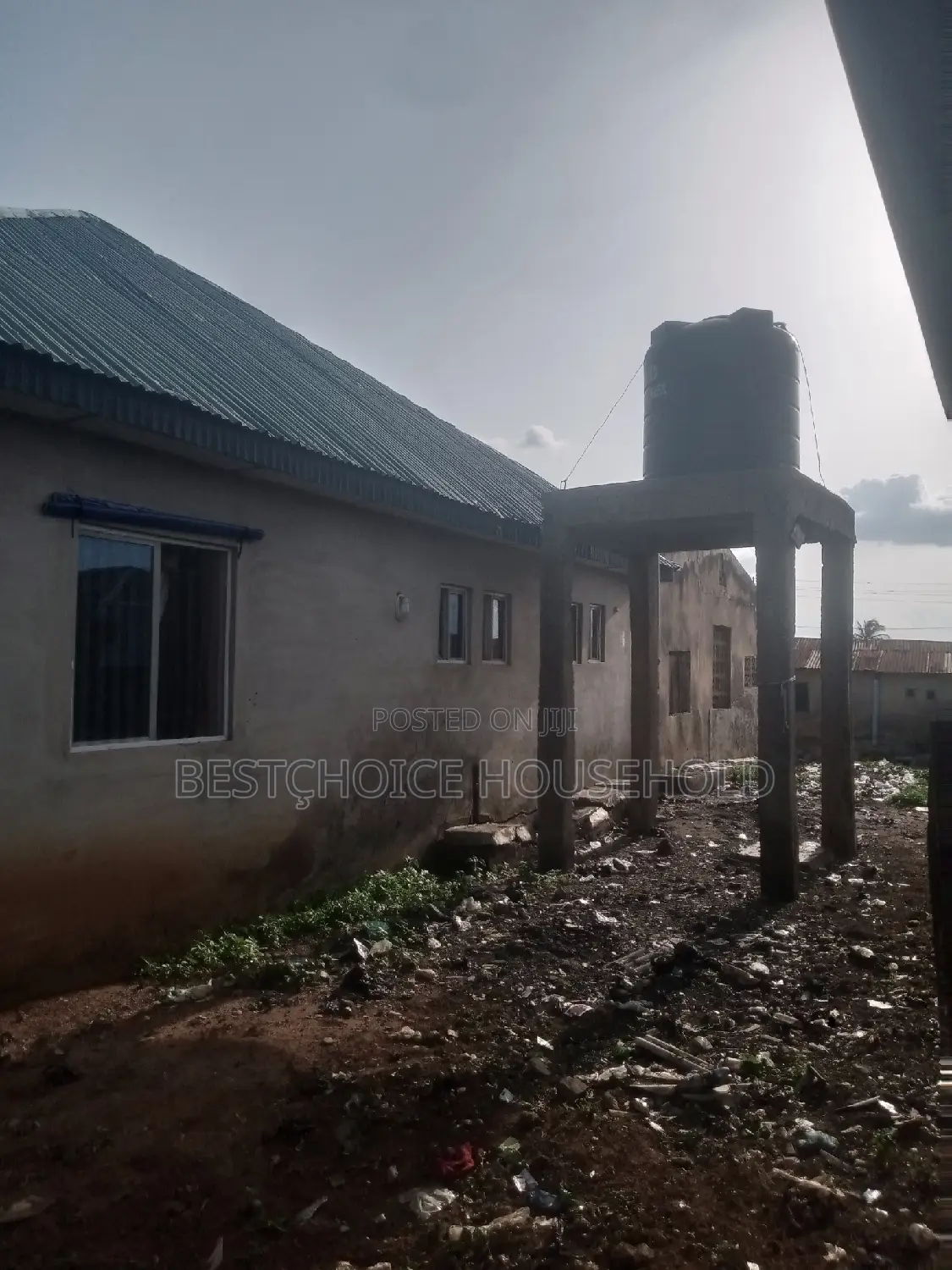 7bdrm Apartment in Ilorin South for sale