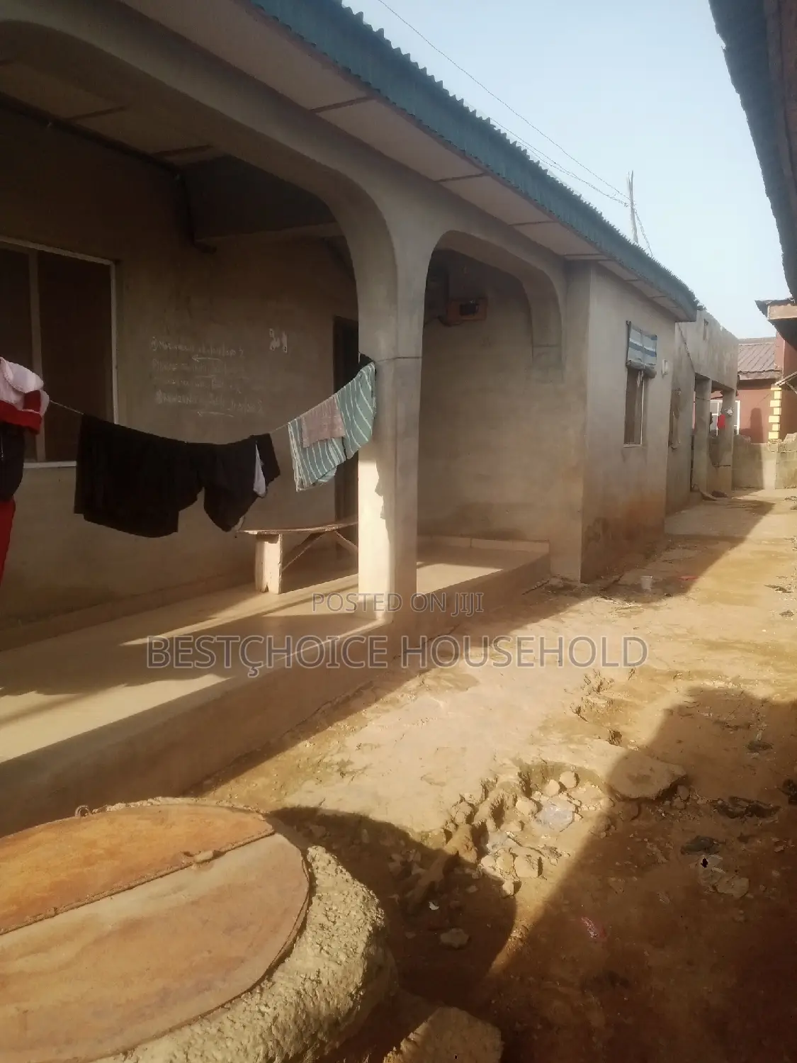 7bdrm Apartment in Ilorin South for sale