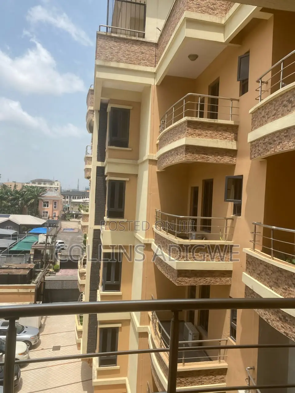 3bdrm Apartment in Oniru Victoria for sale