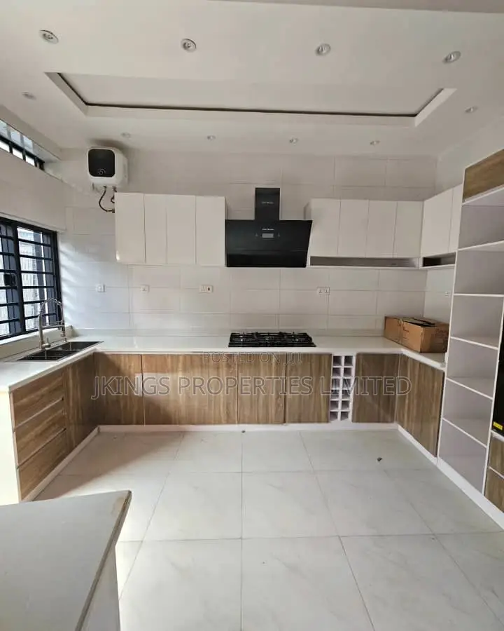 5bdrm Duplex in Maryland for sale