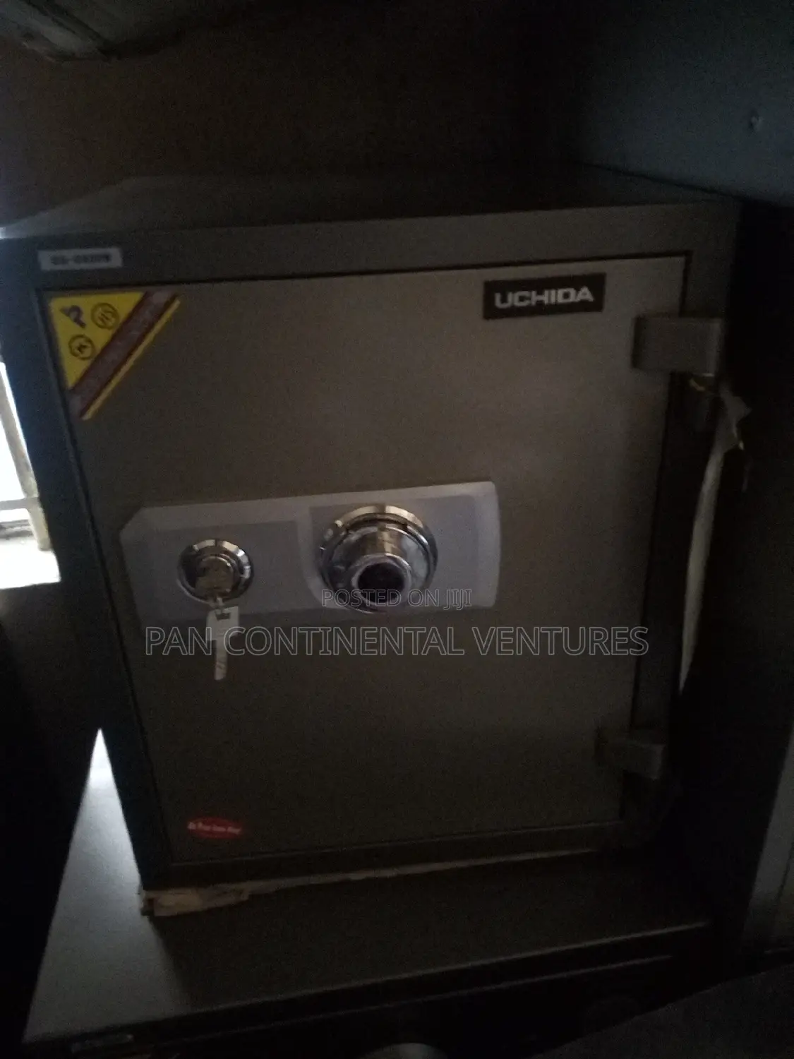 Brand New Safe With Key And Combination