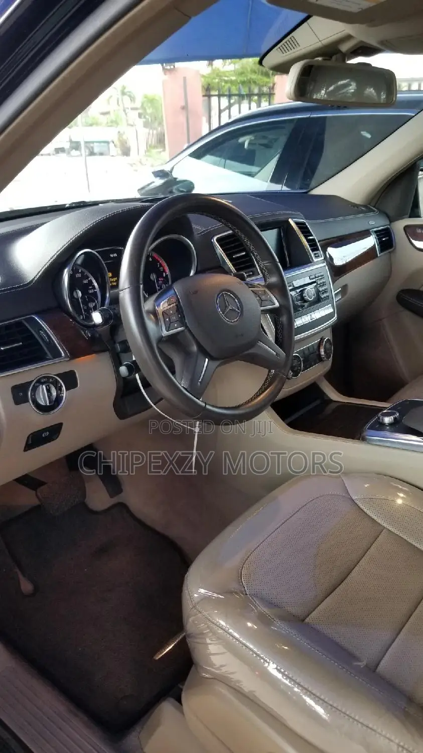 Mercedes-Benz GL-Class GL450 4MATIC 4dr SUV AWD (3.0L 6cyl Turbo 7A)
