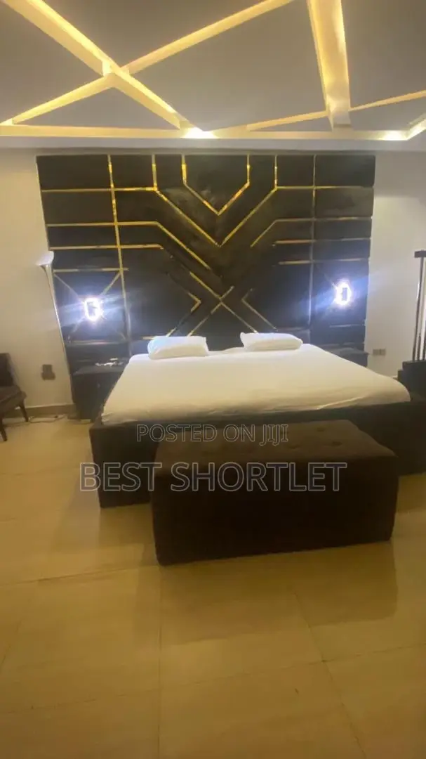 Luxury 4 Bedroom on Promo Lifecamp