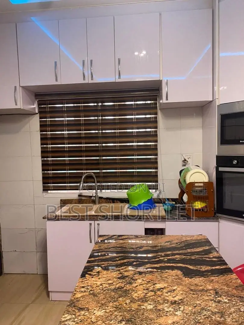 Luxury 4 Bedroom on Promo Lifecamp