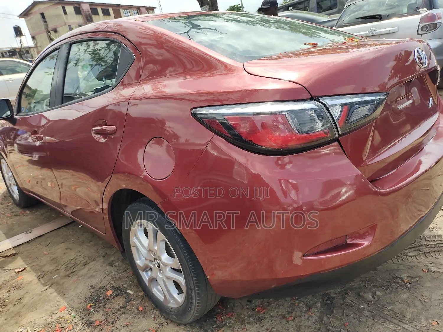 Toyota Yaris 2018 Red
