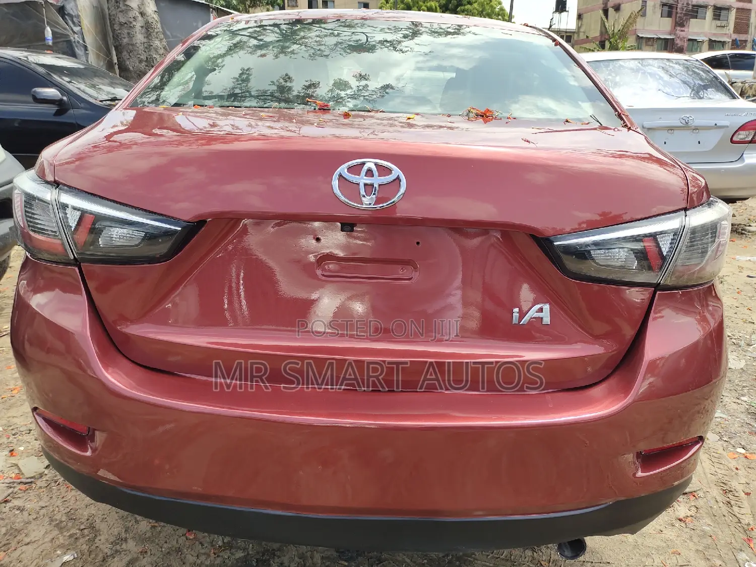 Toyota Yaris 2018 Red