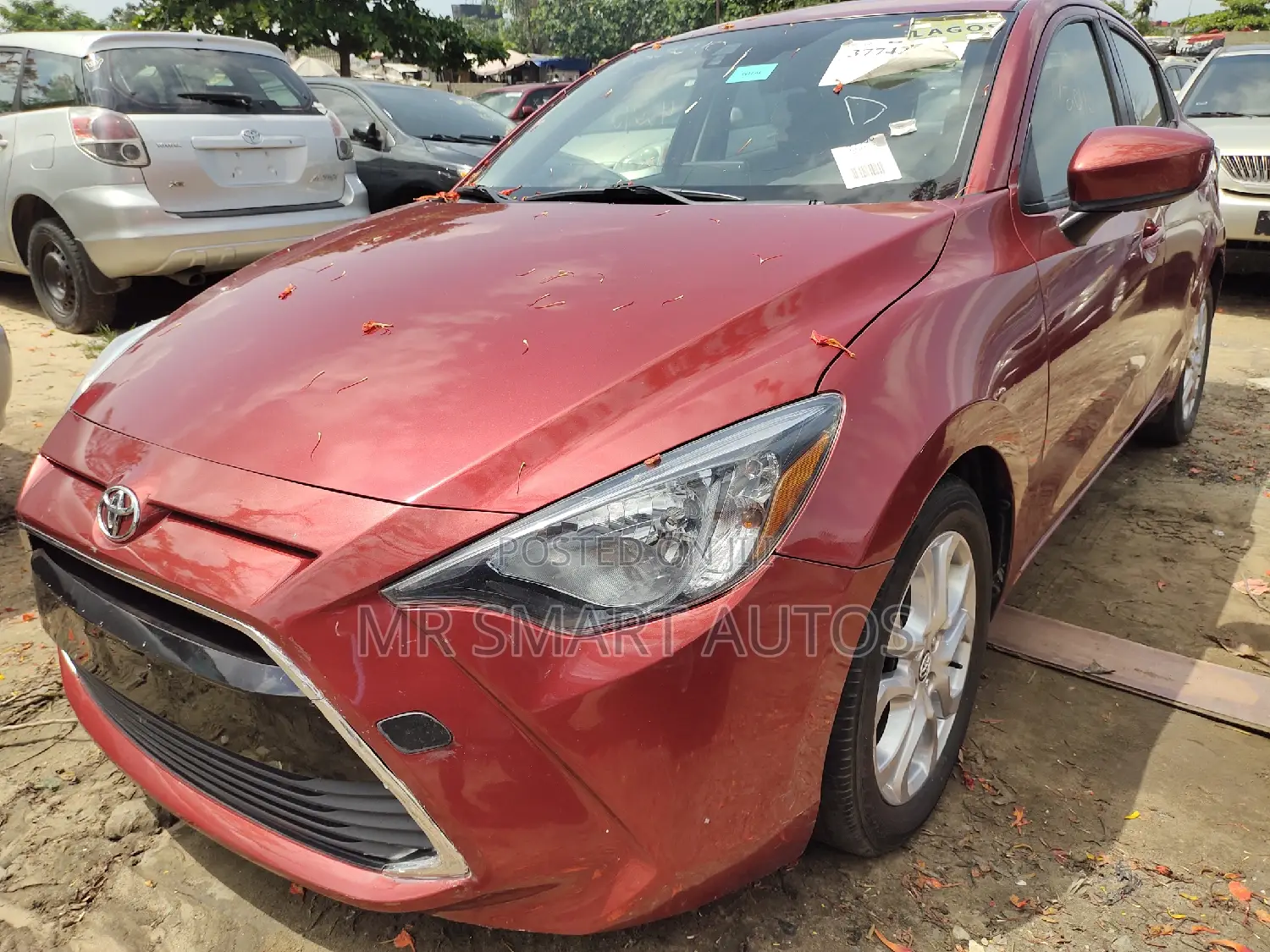 Toyota Yaris 2018 Red