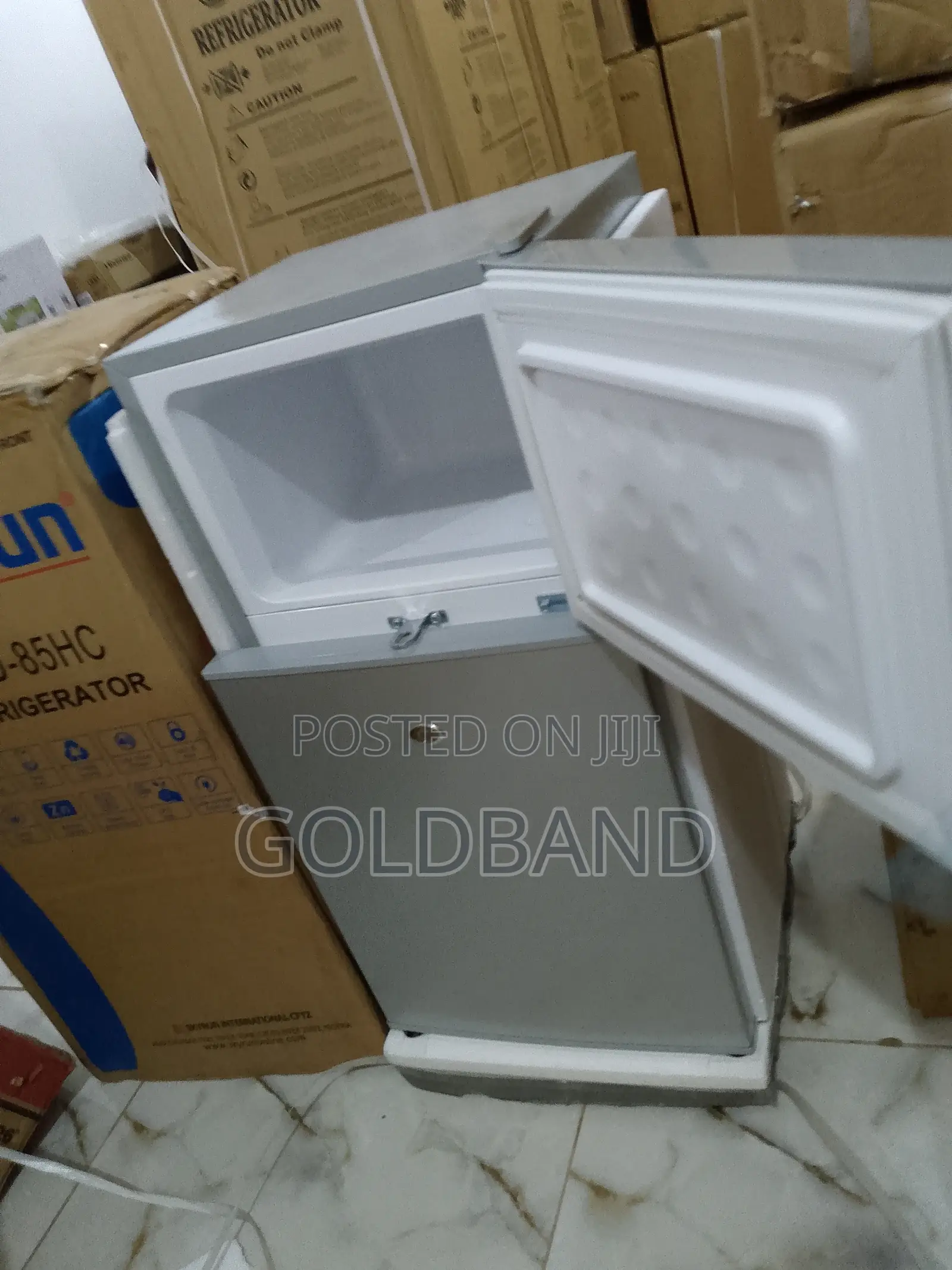 Skyrun 70L BCD-85hc Refrigerator- Key and Lock