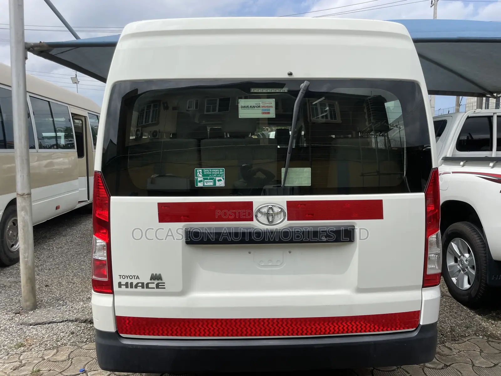 Toyota HiAce 2019 White