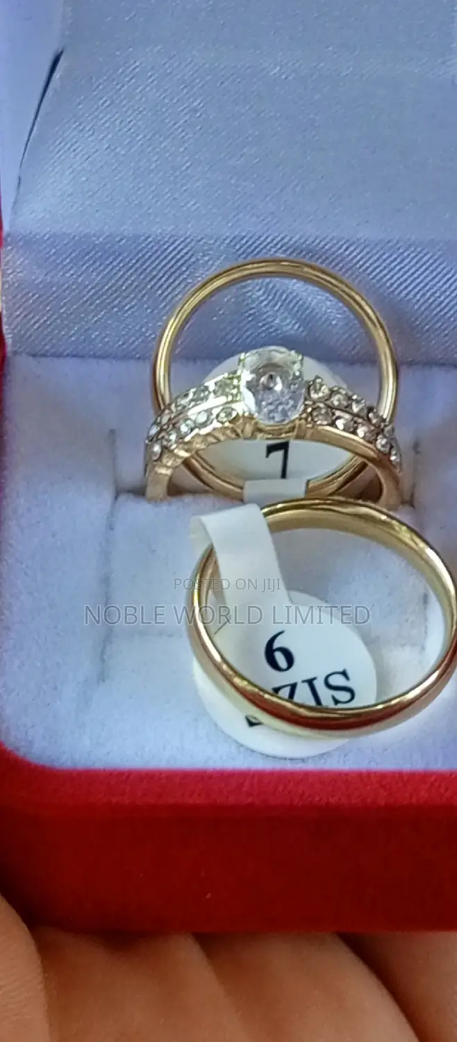 Couples Wedding/Proposal Ring 6v