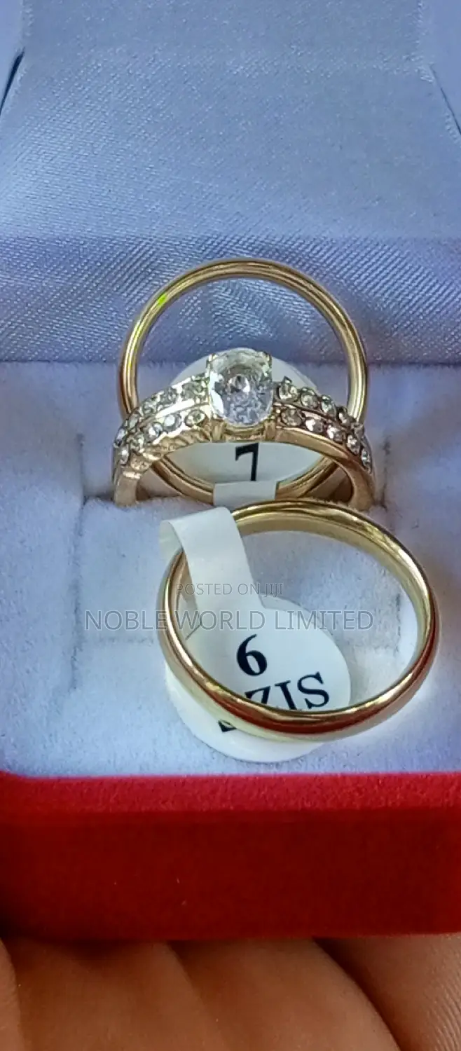 Couples Wedding/Proposal Ring 6v