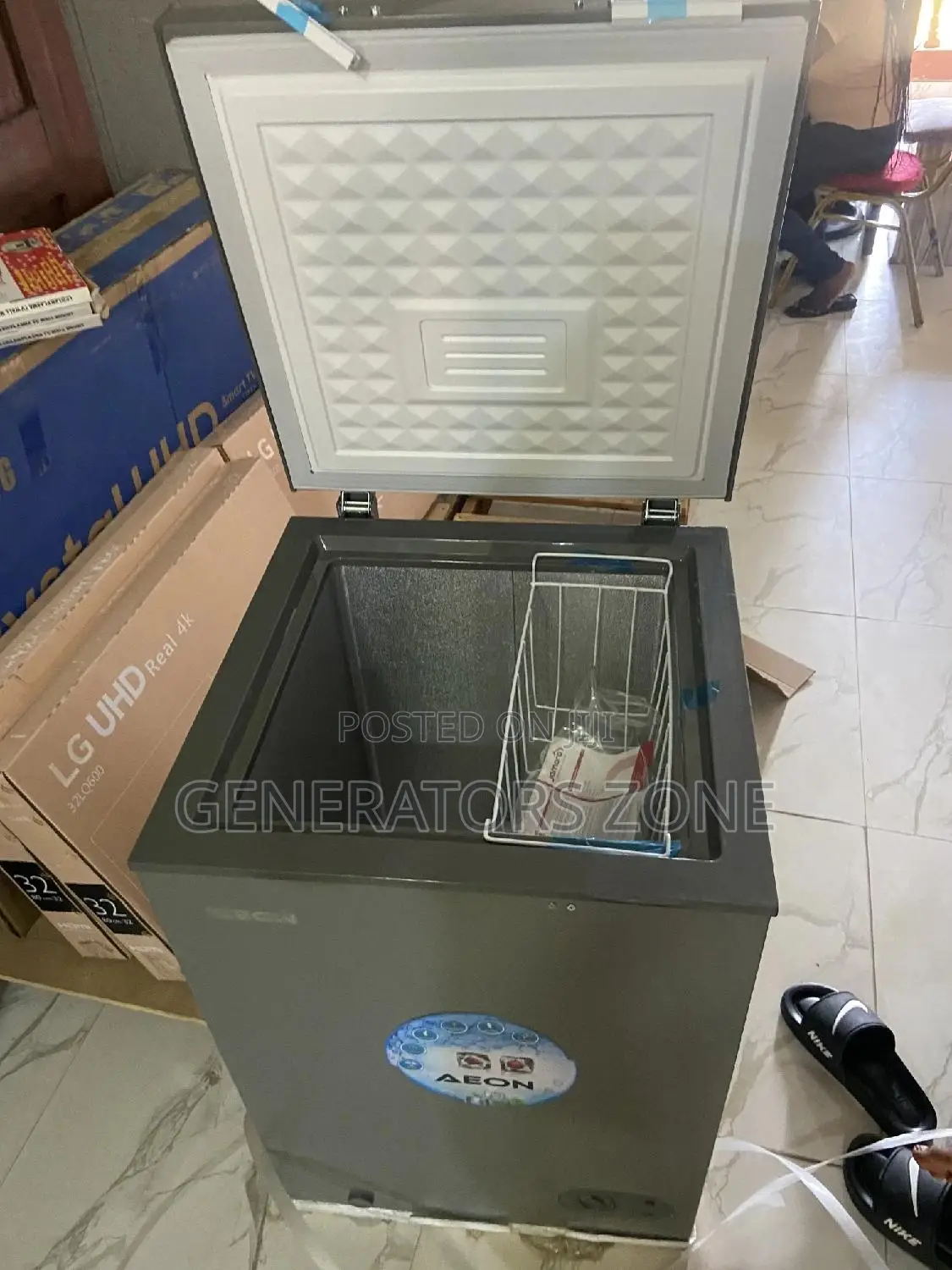 Standard Quality 100l Aeon Acf-100gk Chest Freezer