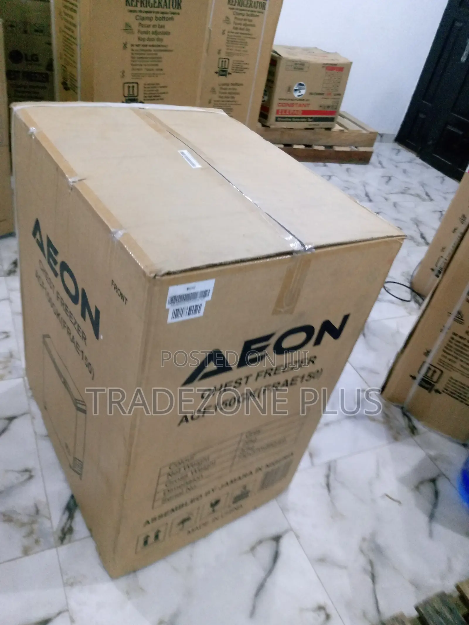 Fast Freezing Chest Freezer Aeon 150ltr