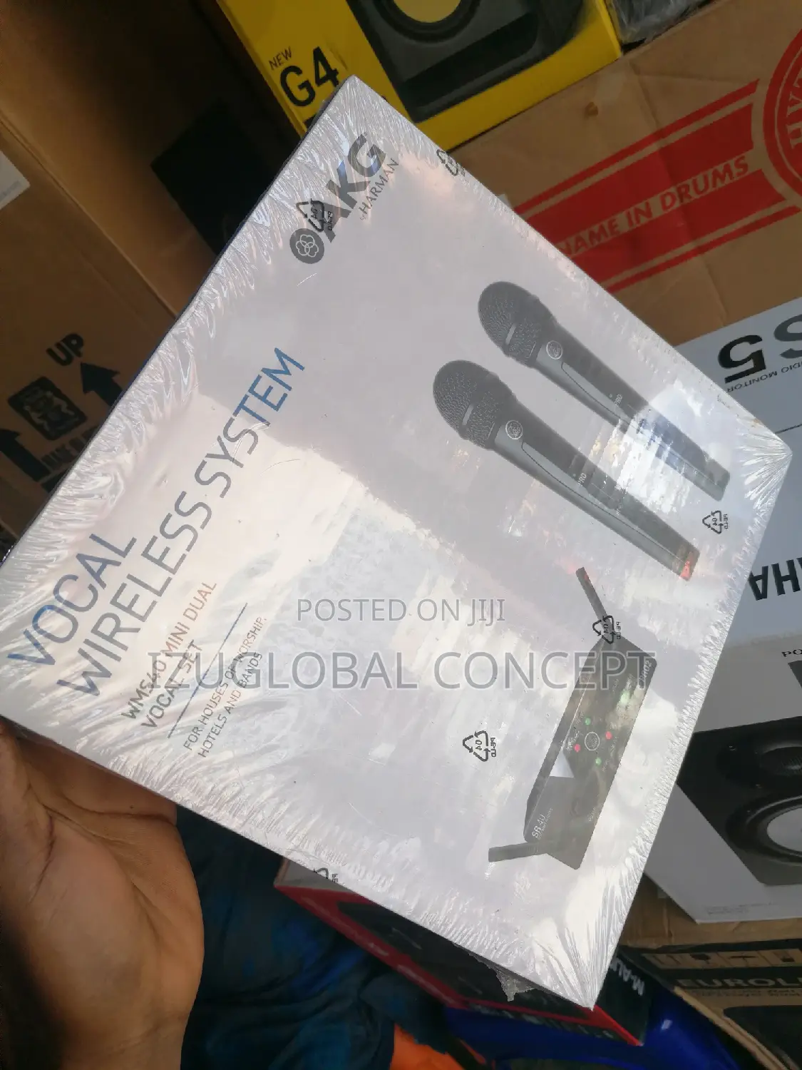 AKG WMS40 Mini Dual Vocal Set Wireless Microphone