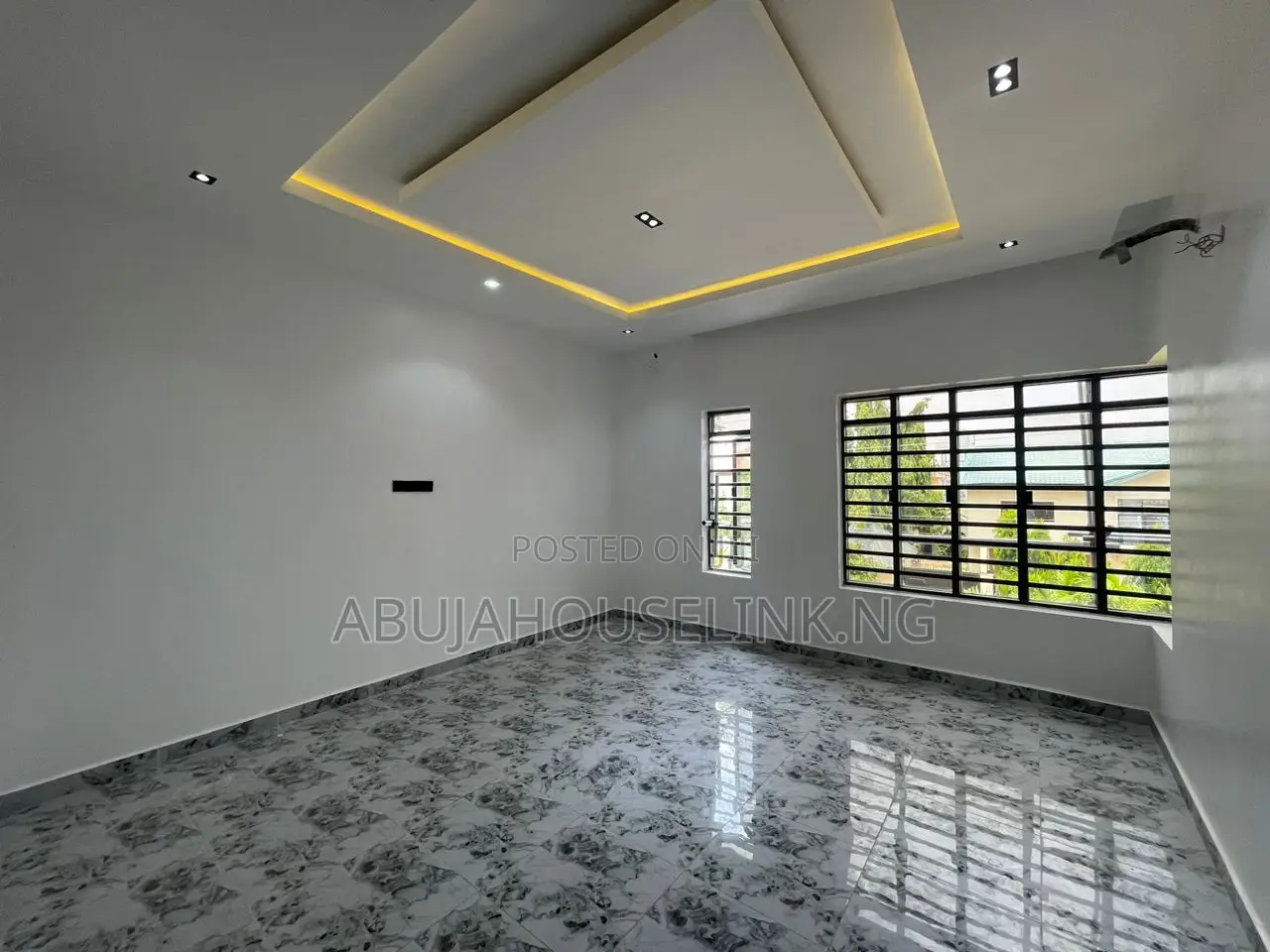 5bdrm Duplex in Gwarinpa Main Abuja for sale