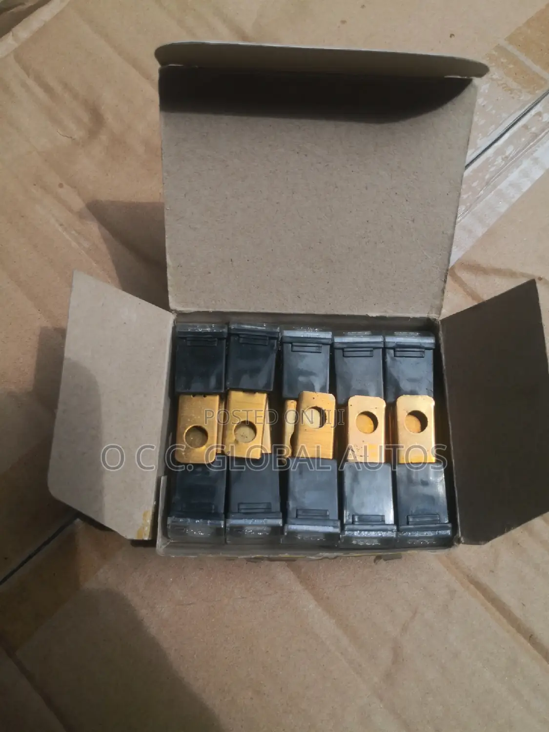 Fuse for Truck All Ah Is Inside