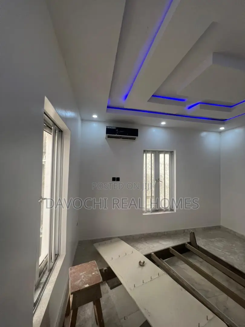 4bdrm Duplex in Chevron Drive, Lekki for rent