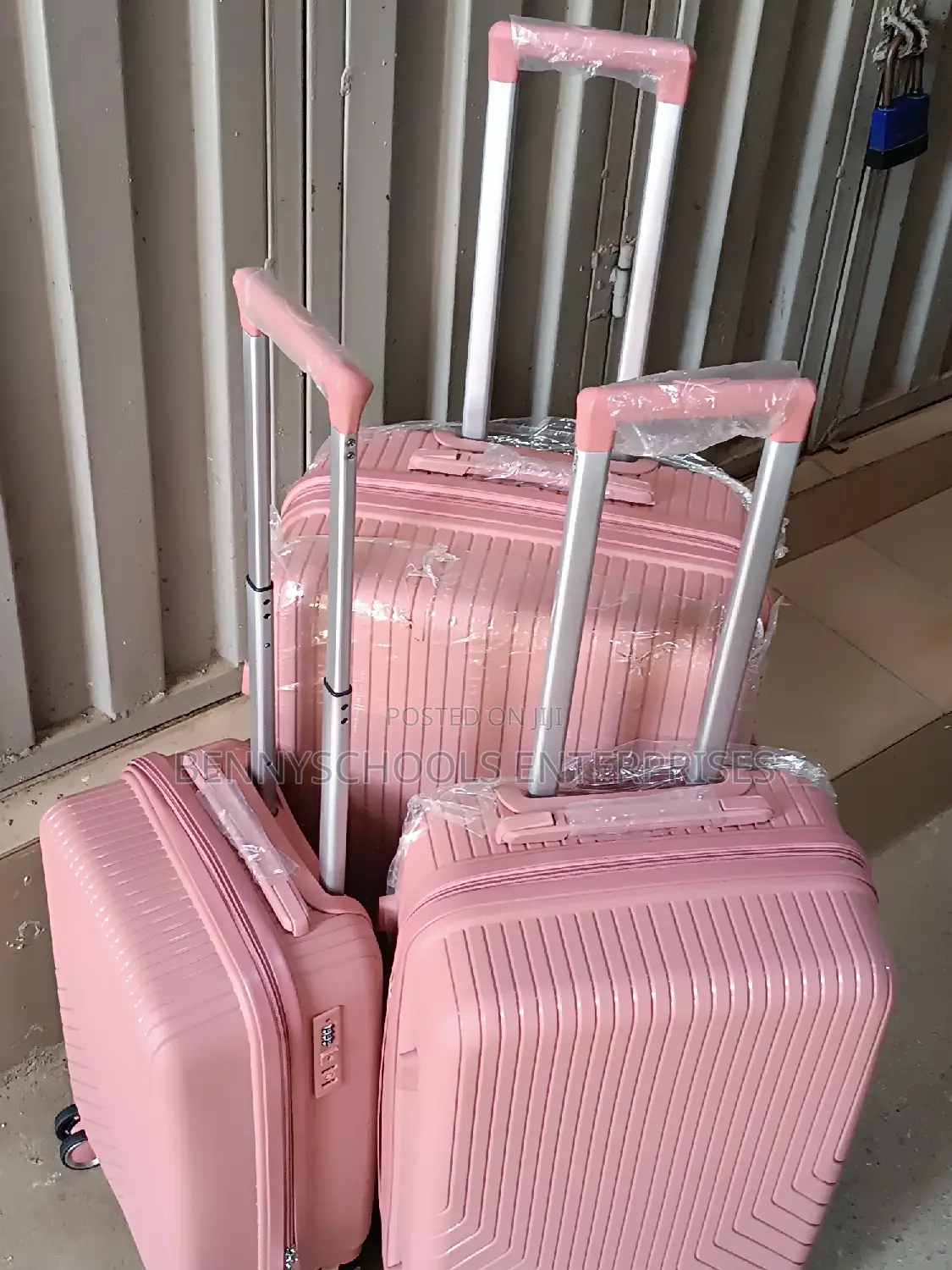 Set of 3 Unbreakable Elastic Rubber Travelling Luggage Boxes