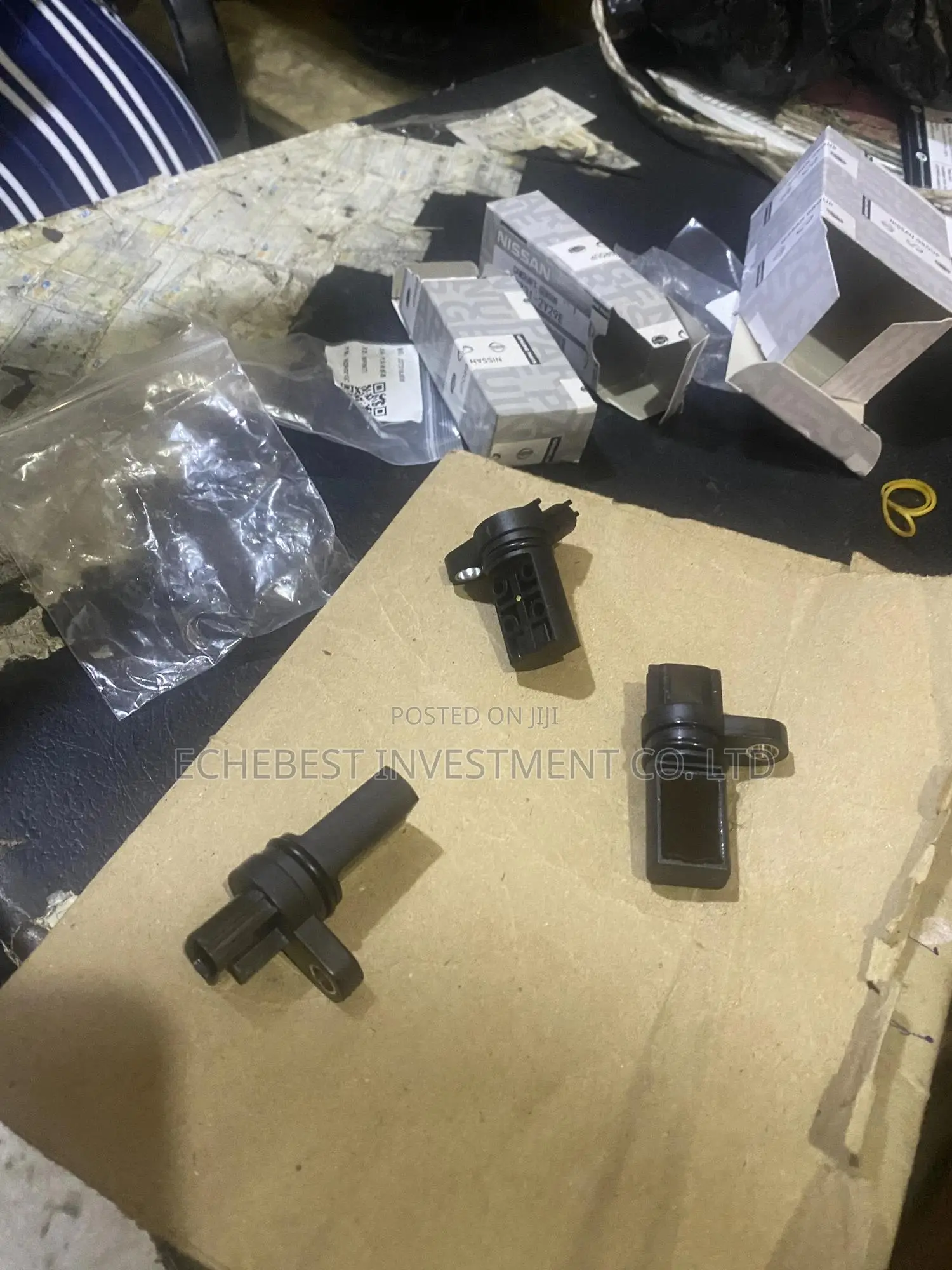 Brand New 2 Camshaft Sensors and 1 Crankshaft Sensor Nissan