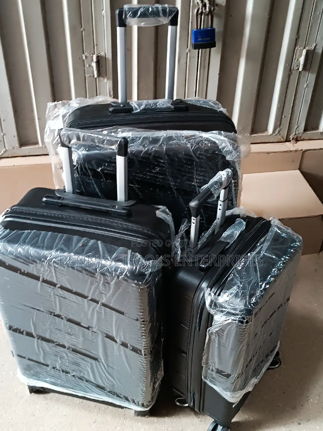 Set of 3 Unbreakable Elastic Rubber Travelling Luggage Boxes