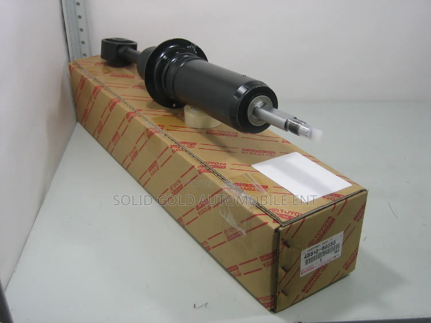 Rear Shock Automatic Absorber LX570/Landcruiser