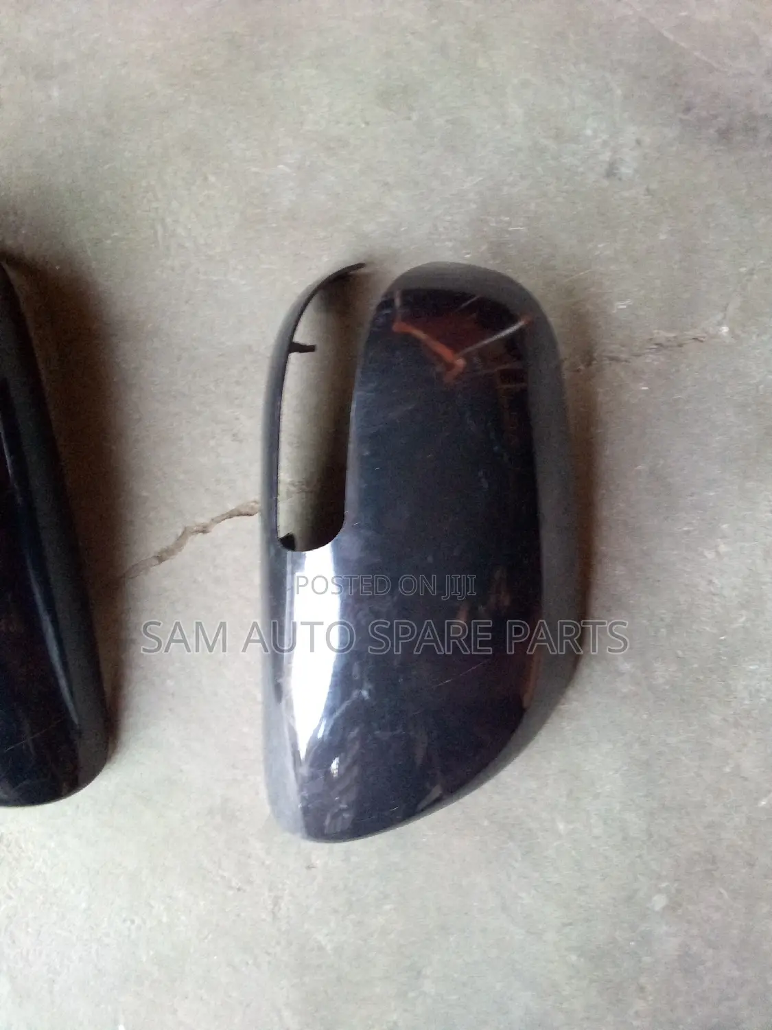 Toyota Camry 05 Side Mirror Cover the Two Side