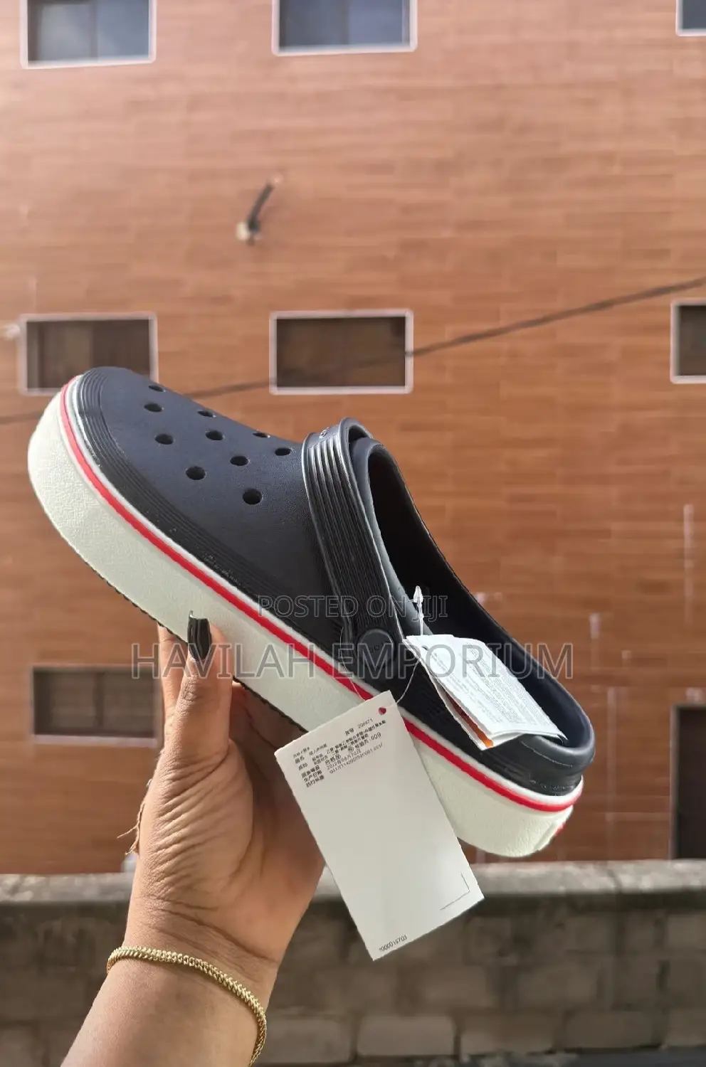 Original Off Court Crocs Slippers
