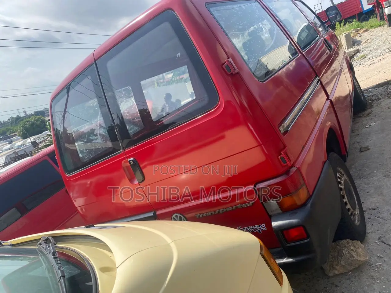 Volkswagen Transporter 2005 Red
