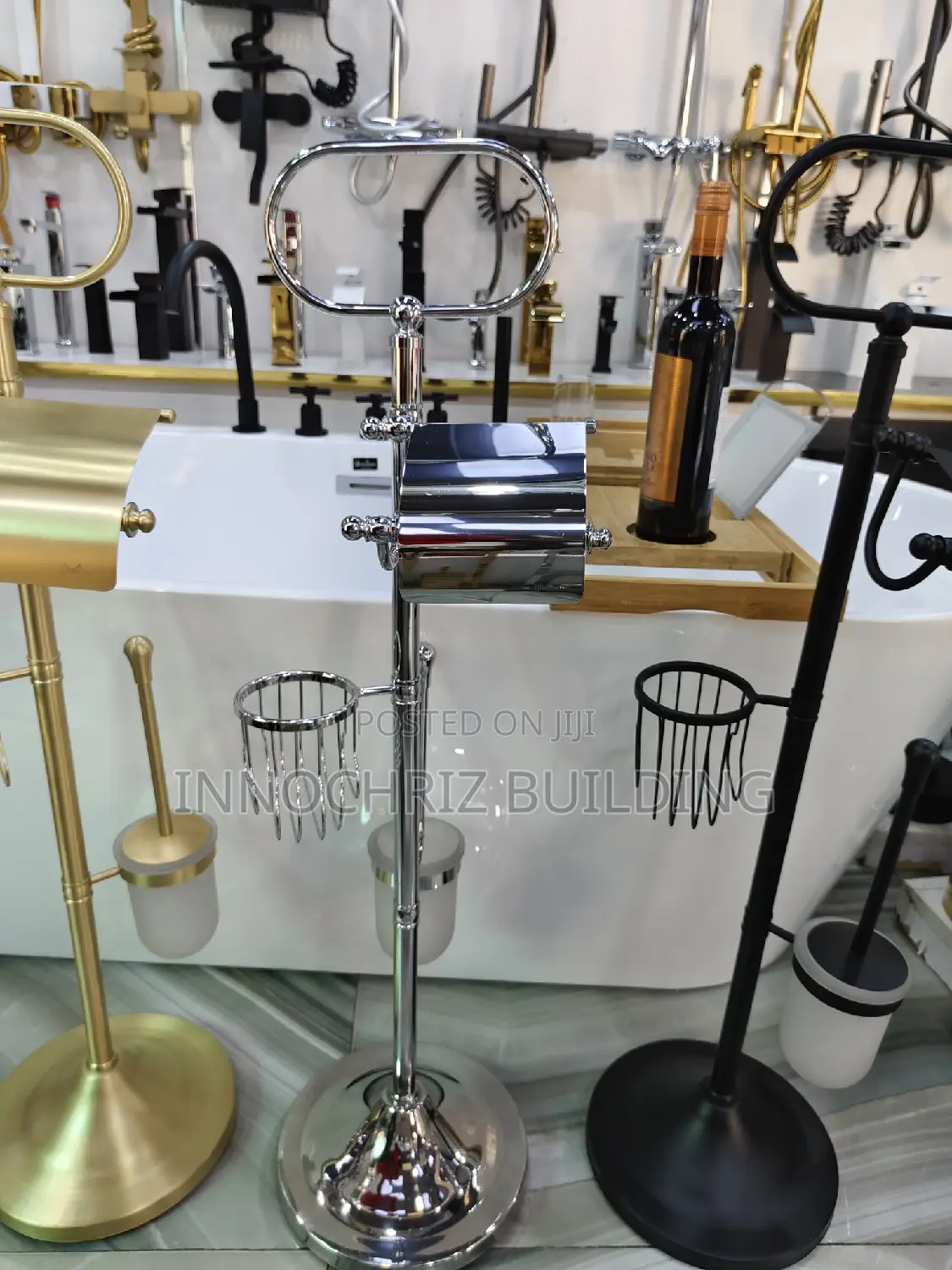 Round Chrome Tissue Holder And Toilet Brush (Vertical)