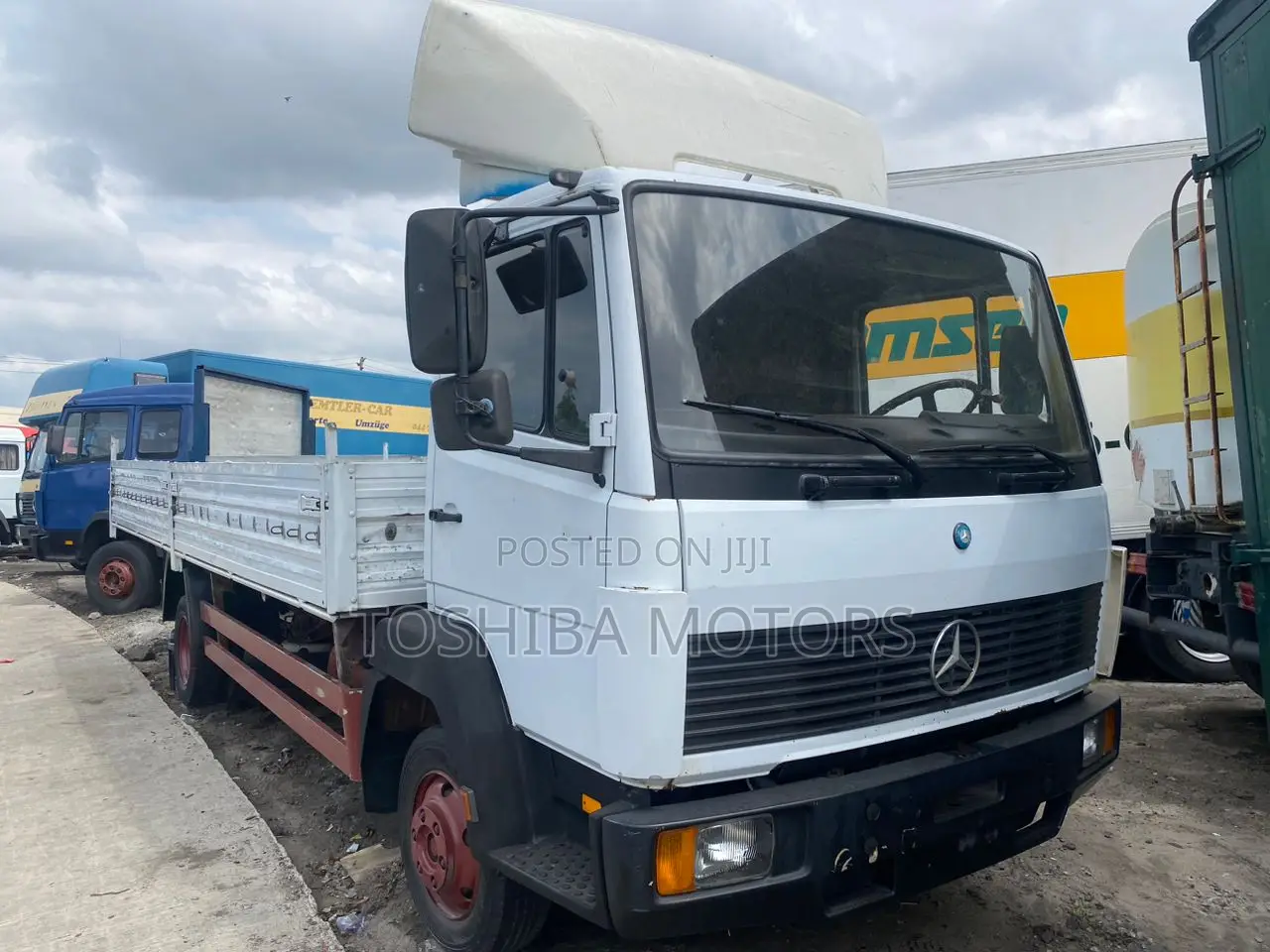 Mercedes Benz 814 German Truck