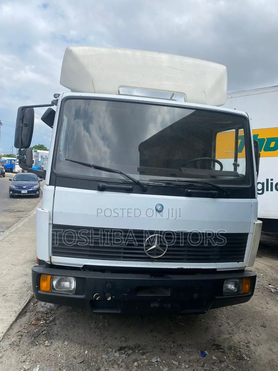 Mercedes Benz 814 German Truck
