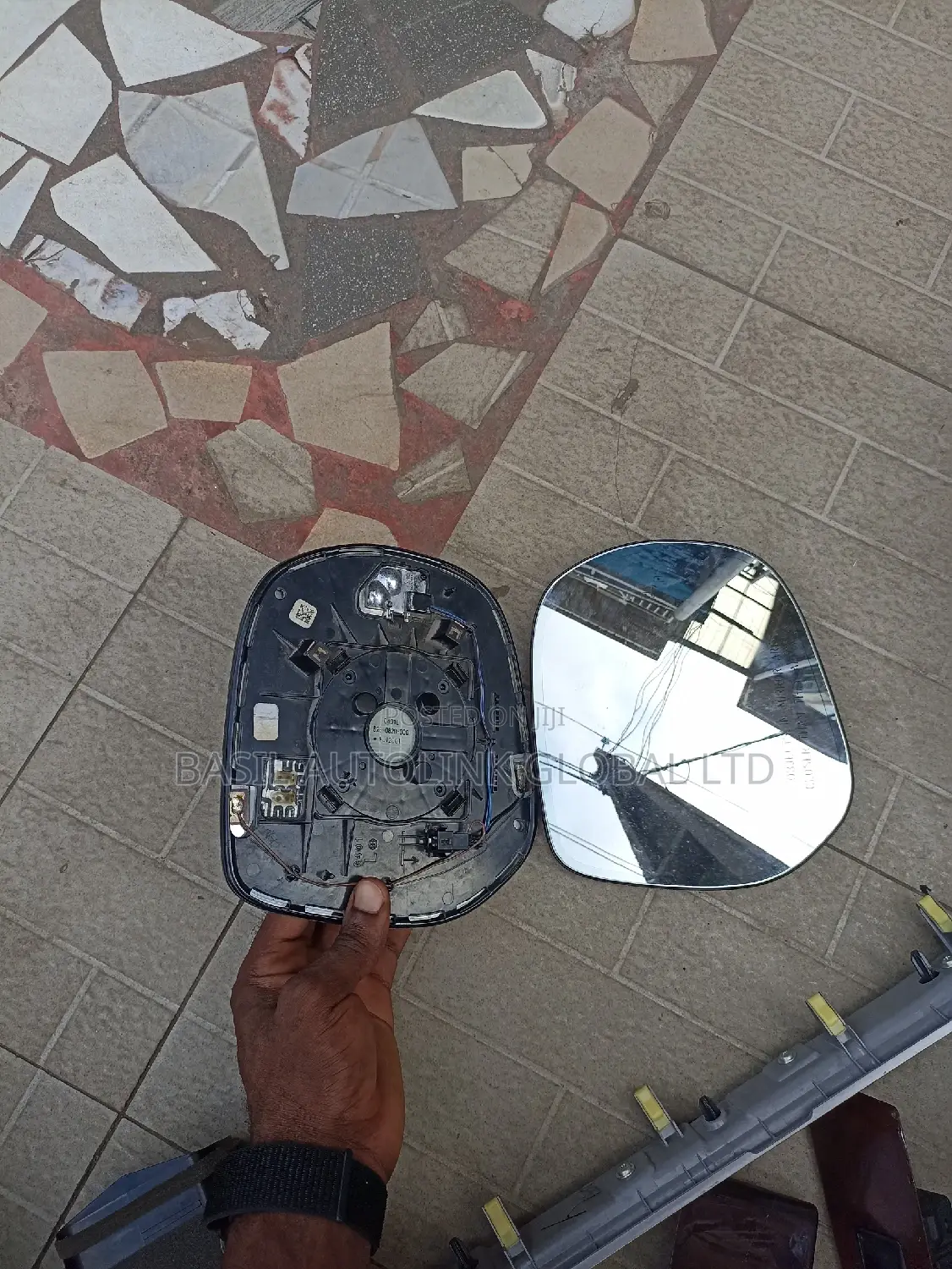 Mirror Glass With Sensor
