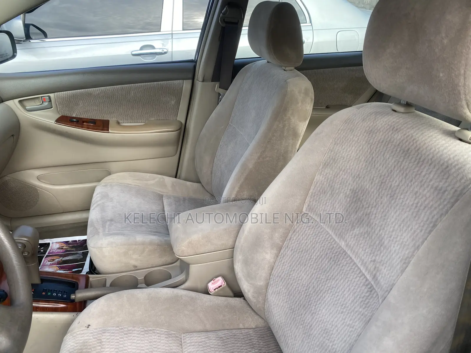 Toyota Corolla LE 2004 Black
