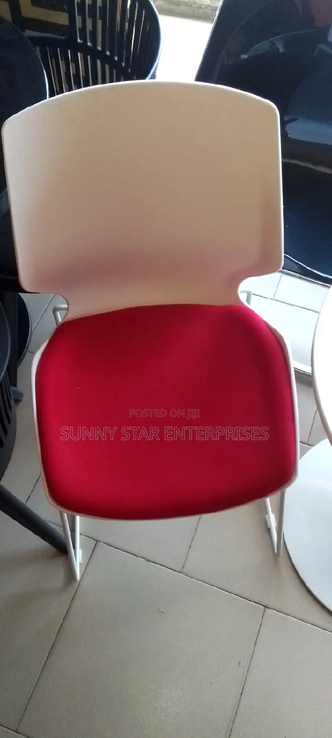 High Quality Chair for Restaurants, Bars and Home Use