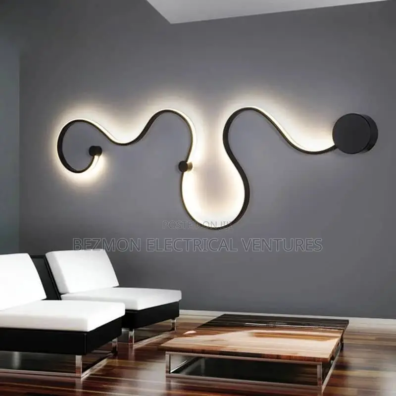 Good Wall Light Available for Sale