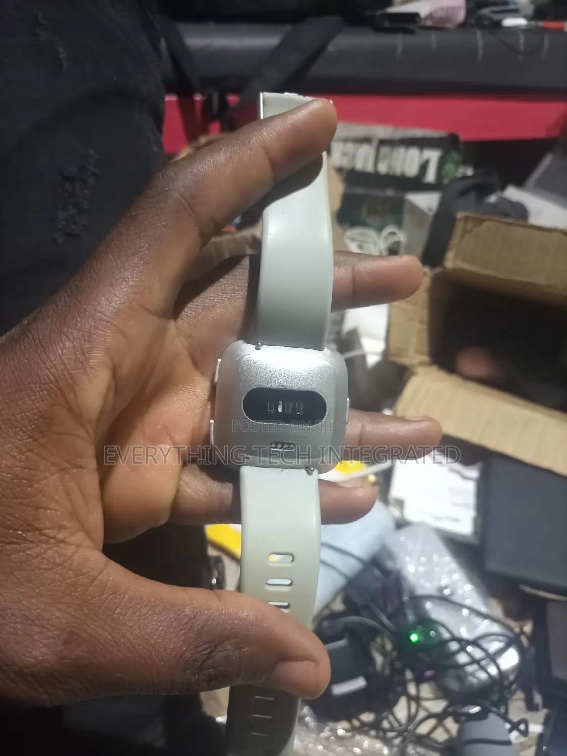 Fitbit Versa Smart Watch, Gray