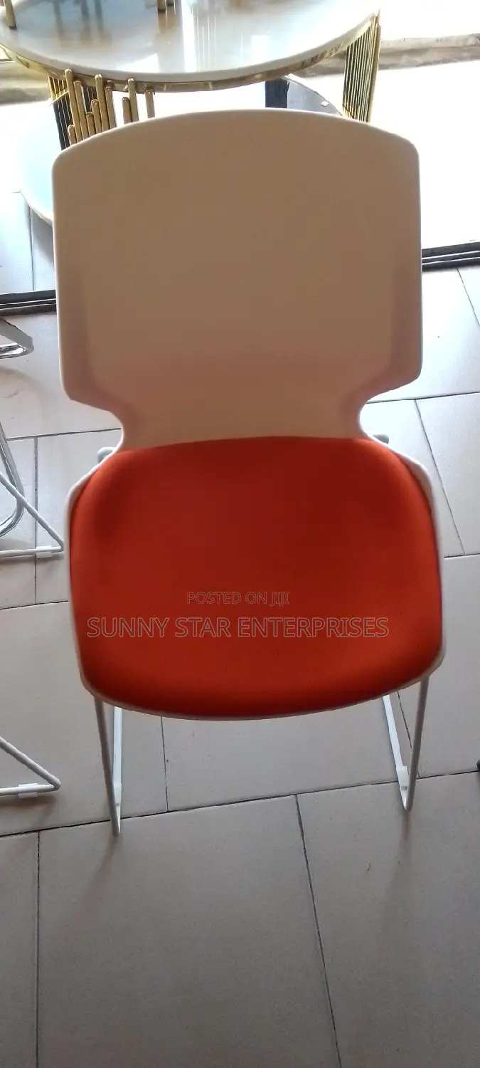 High Quality Chair For Restaurants, Bars, And Home Use