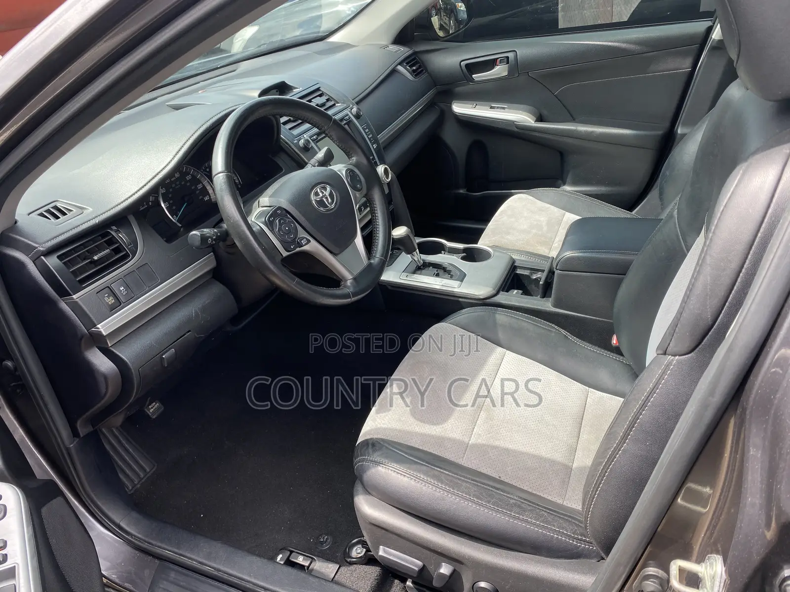 Toyota Camry 2014