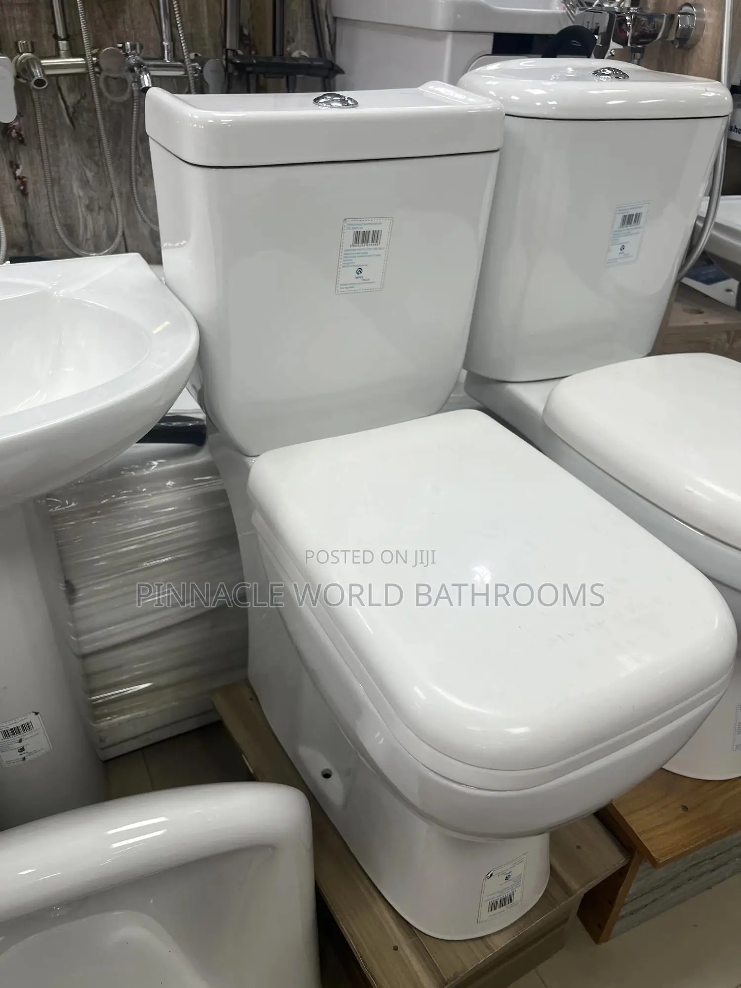 Italian WC Set With Washing Hand Basin 901