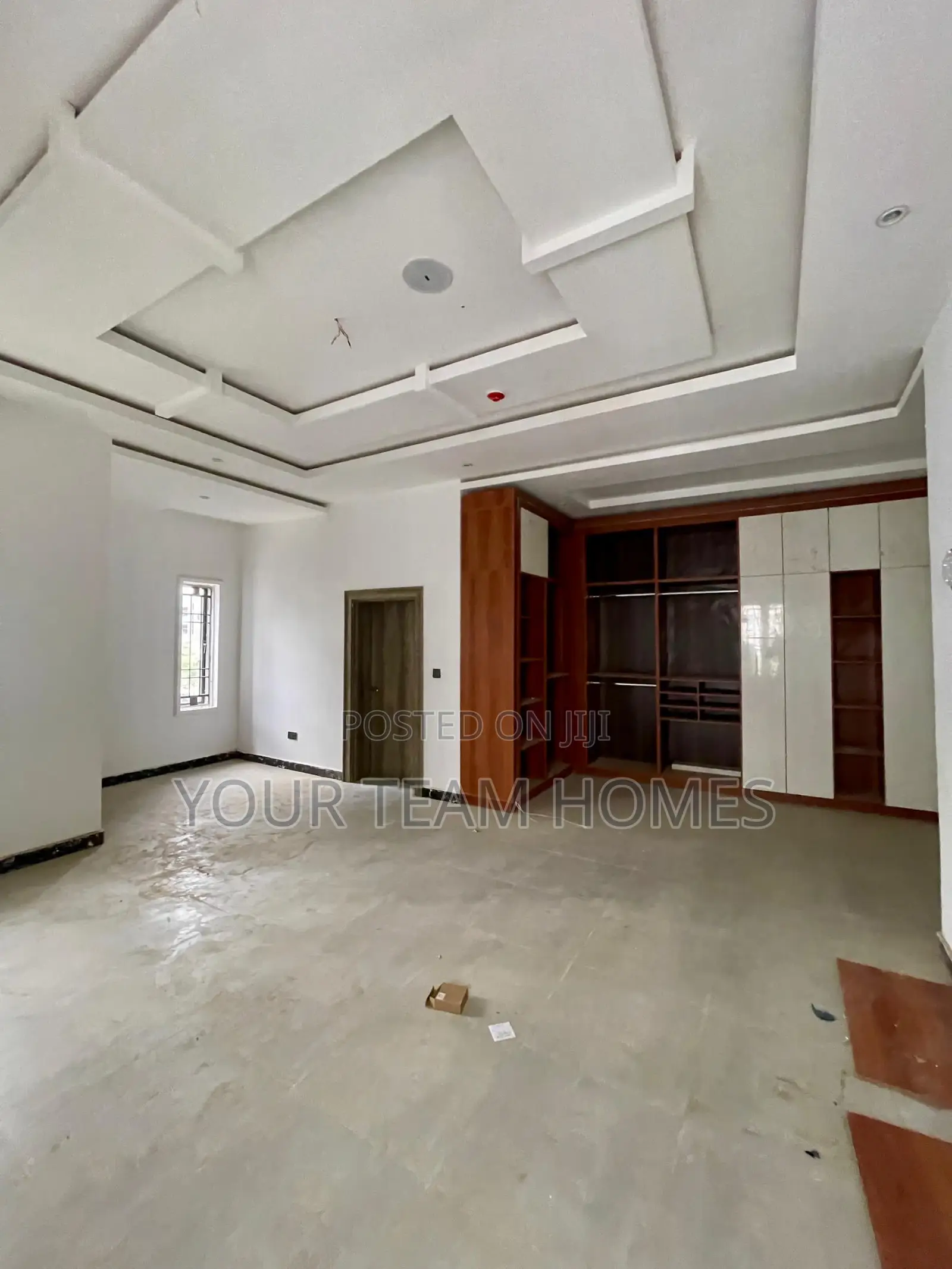 8bdrm Mansion in Guzape for sale