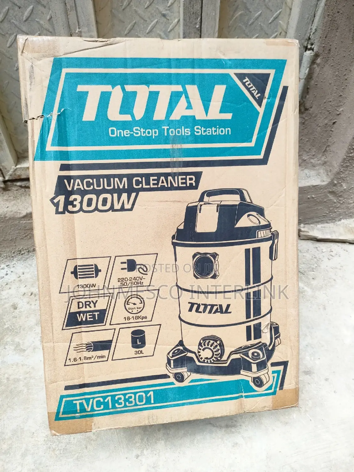 Total Vacuum Cleaner 30 Litters
