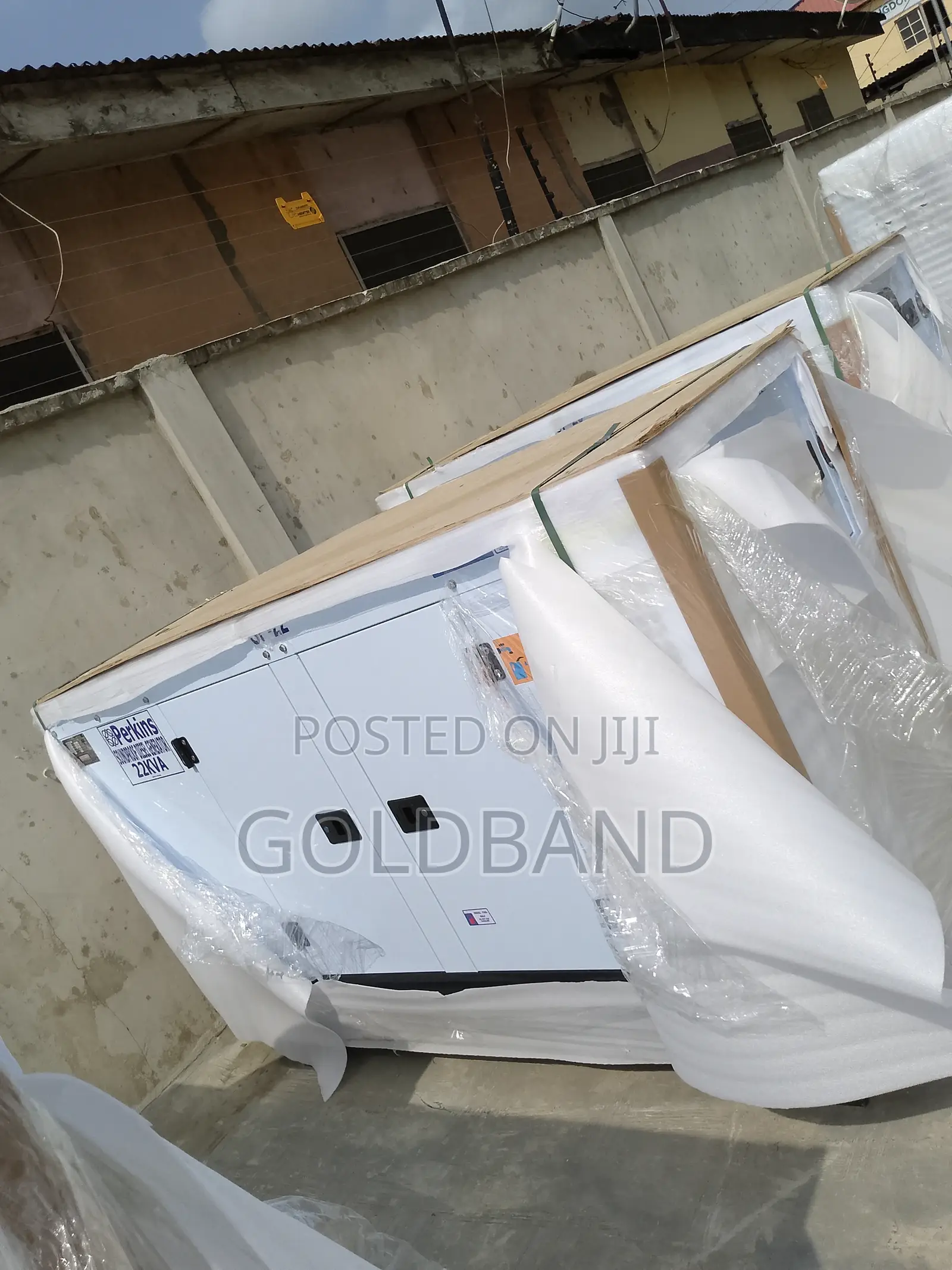 Reliable Perkins 22 Kva DIESEL Generator (Soundproof)