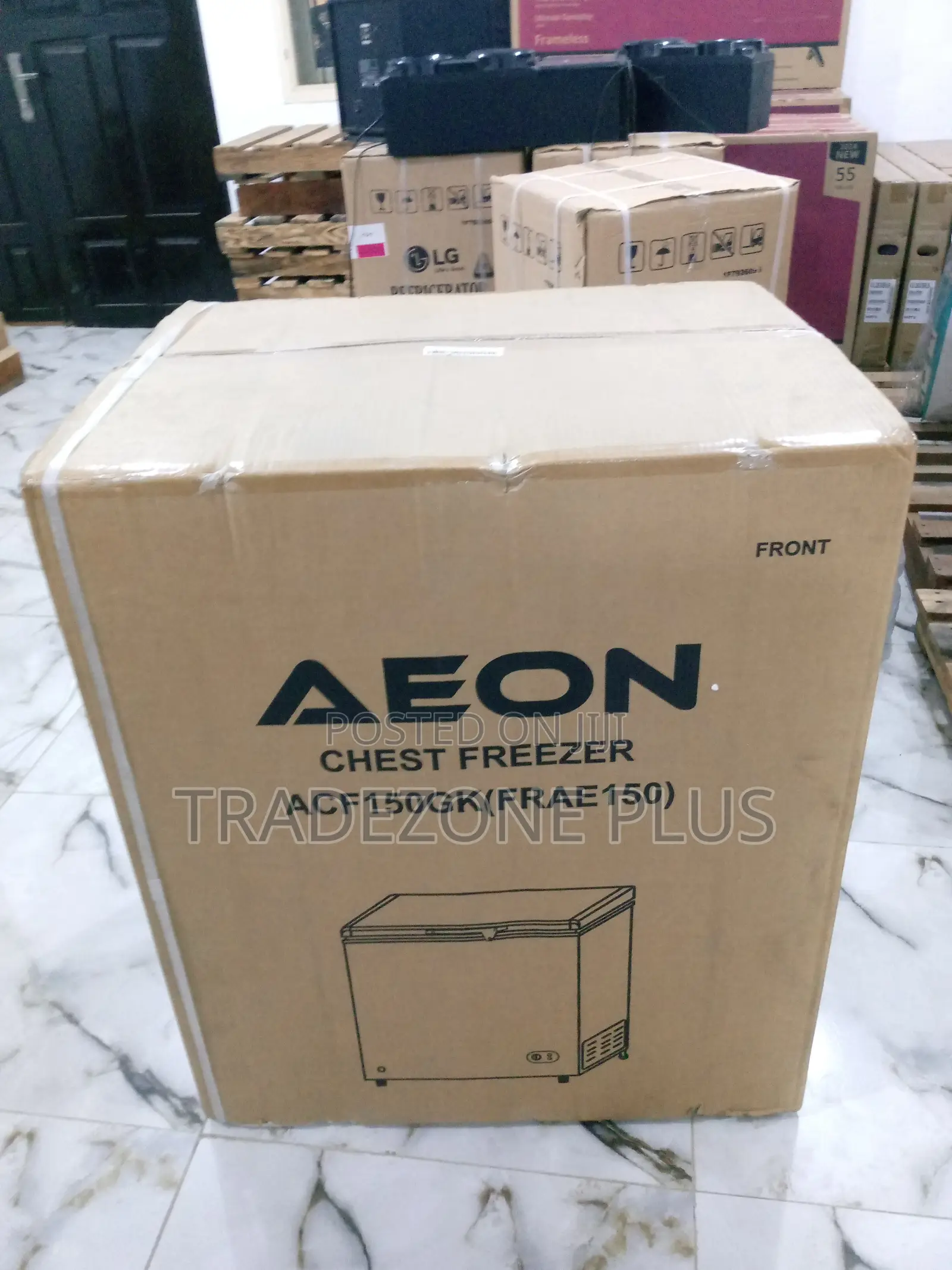 Durable Aeon Chest Freezer